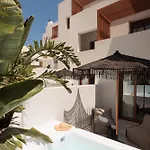 Sphinx Hotel 3*