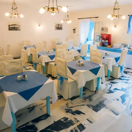 Sphinx 3* Naxos City